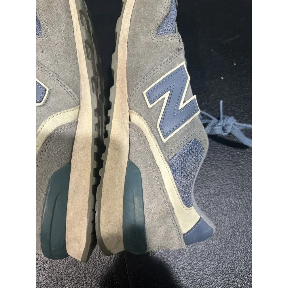 New Balance 696 Womens 7.5 Gray Blue Suede Mesh Sneakers Retro Dad Shoe Gorpcore